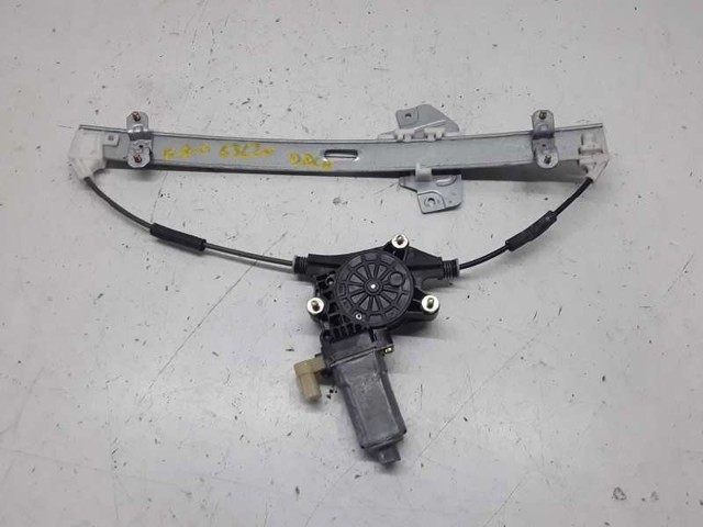 Mechanizm podnoszenia szyby drzwi przednich prawych 824021W010 HYUNDAI