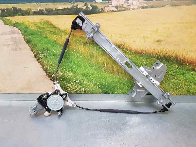 Mechanizm podnoszenia szyby drzwi przednich prawych 824021W010 HYUNDAI