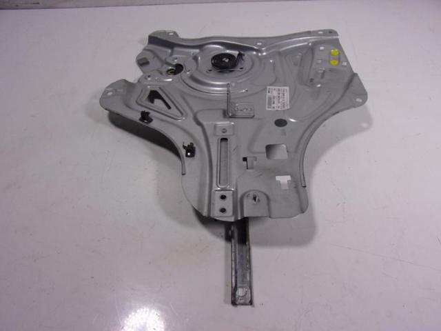 824022Y000 Hyundai/Kia