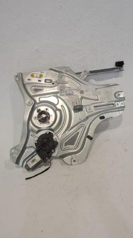 Mechanizm podnoszenia szyby drzwi przednich prawych 824022Y000 HYUNDAI