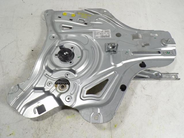 824022Y000 Hyundai/Kia