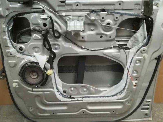 Mechanizm podnoszenia szyby drzwi przednich prawych do Hyundai H200 