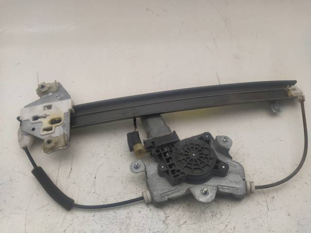 Mechanizm podnoszenia szyby drzwi przednich lewych 8240307010 HYUNDAI