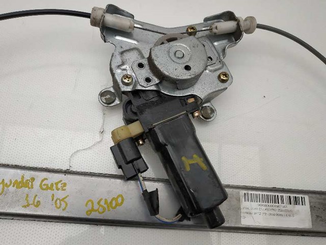 Mechanizm podnoszenia szyby drzwi przednich lewych 824031C010 HYUNDAI