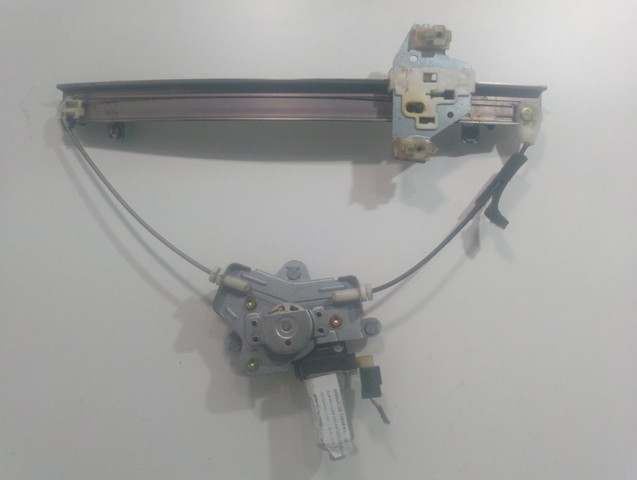Mechanizm podnoszenia szyby drzwi przednich prawych 8240407010 HYUNDAI