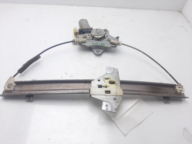 Mechanizm podnoszenia szyby drzwi przednich prawych 8240407010 HYUNDAI