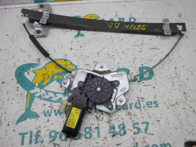 Mechanizm podnoszenia szyby drzwi przednich prawych 8240407010 HYUNDAI