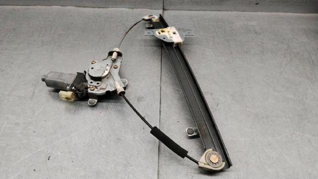Mechanizm podnoszenia szyby drzwi przednich prawych 824041C010 HYUNDAI