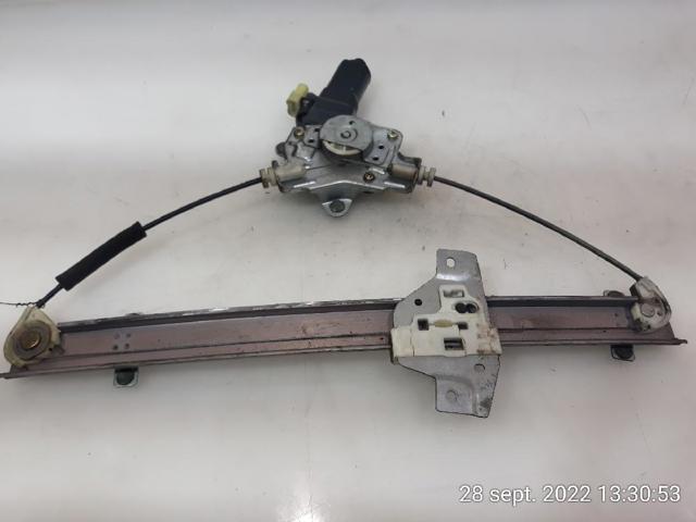 Mechanizm podnoszenia szyby drzwi przednich prawych 824041C010 HYUNDAI