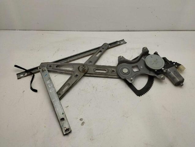 Mechanizm podnoszenia szyby drzwi przednich prawych 824041J010 HYUNDAI
