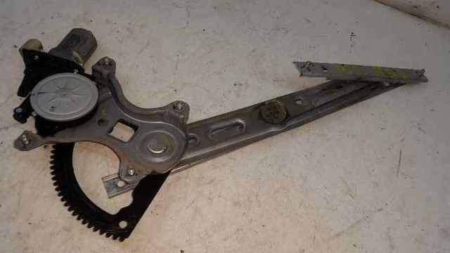 Mechanizm podnoszenia szyby drzwi przednich prawych 824041J010 HYUNDAI