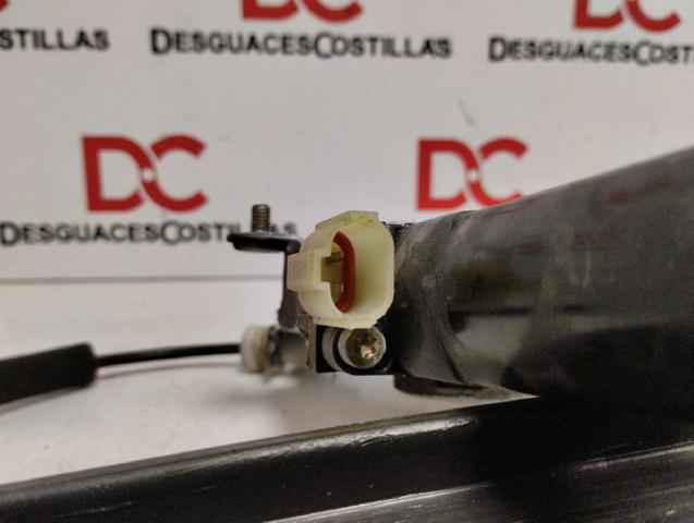 Mechanizm podnoszenia szyby drzwi przednich prawych 8240425010 HYUNDAI