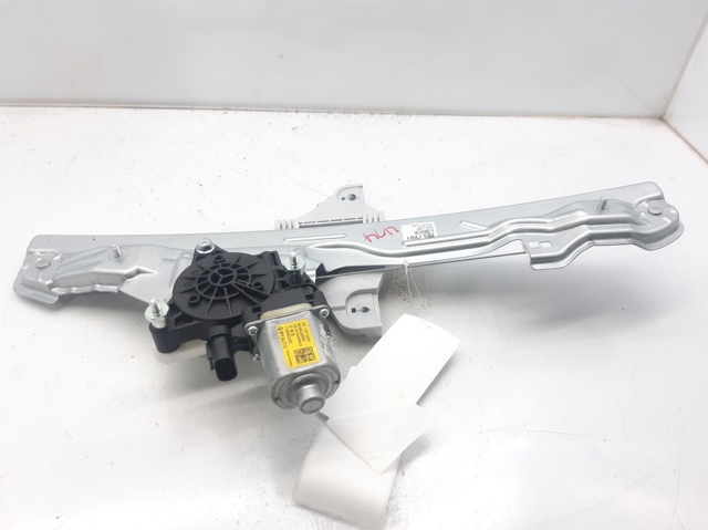 Mechanizm podnoszenia szyby drzwi przednich prawych 82404J9000 HYUNDAI