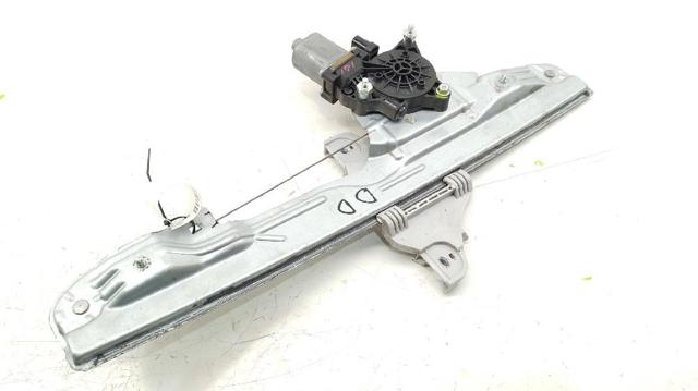 Mechanizm podnoszenia szyby drzwi przednich prawych 82404J9000 HYUNDAI