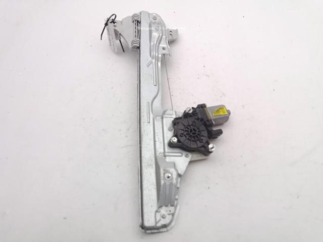 Mechanizm podnoszenia szyby drzwi przednich prawych 82404J9000 HYUNDAI