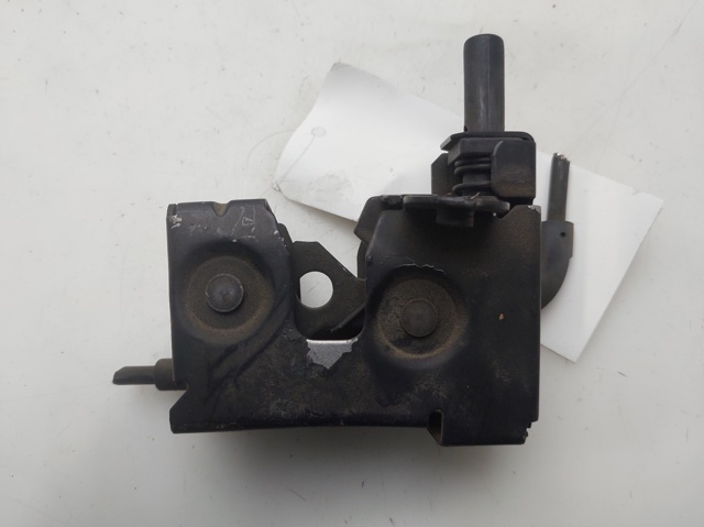 Kupić Zamek maski BMW 7  E65, E66, E67 w dobrej cenie