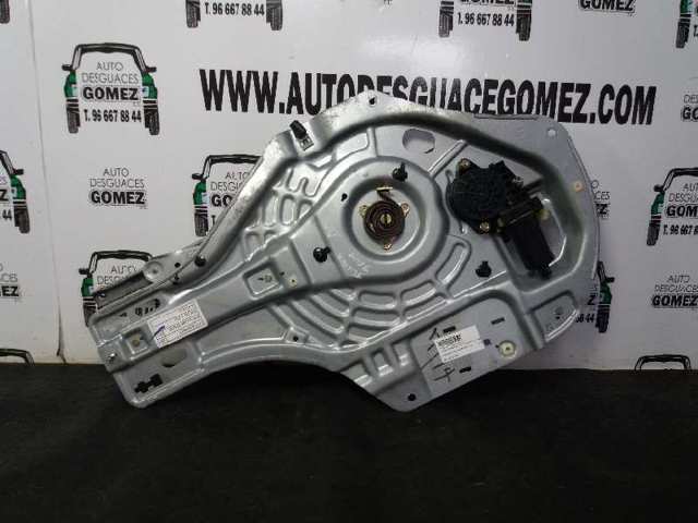 Mechanizm podnoszenia szyby drzwi przednich prawych 824062E000 HYUNDAI
