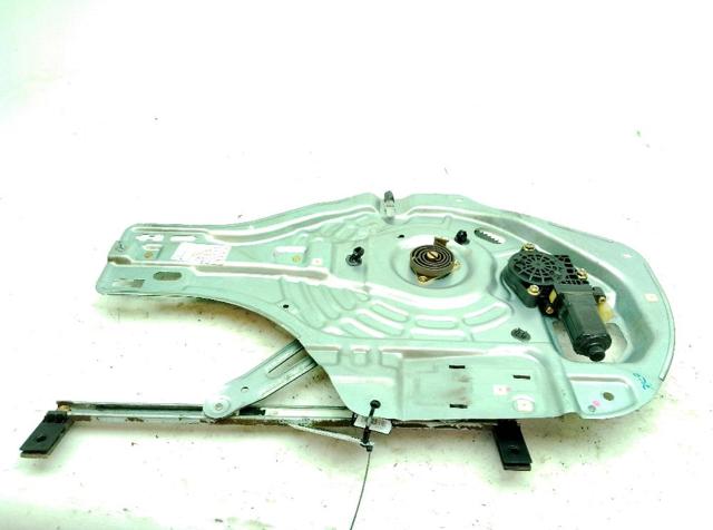 Mechanizm podnoszenia szyby drzwi przednich prawych 824062E000 HYUNDAI
