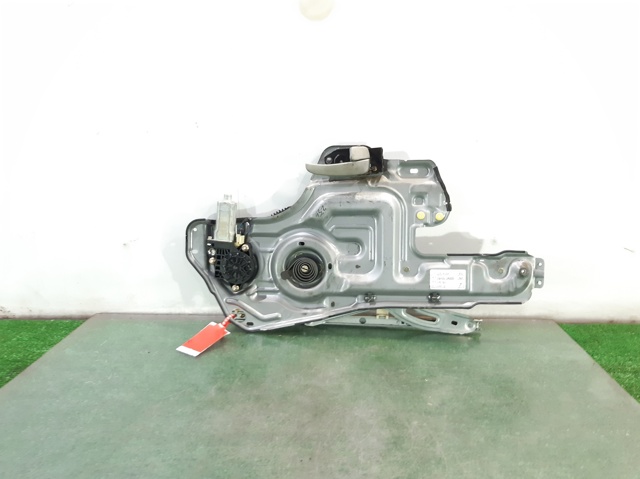  do Hyundai Trajet  (FO)