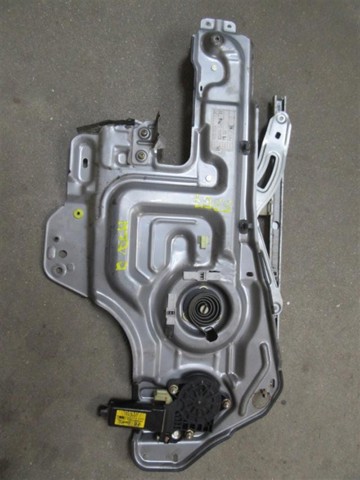 Mechanizm podnoszenia szyby drzwi przednich prawych 824063A000 Hyundai/Kia