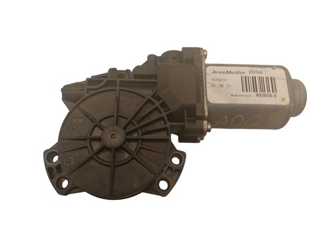Silniczek podnośnika szyby drzwi przednich prawych 824601H000 HYUNDAI