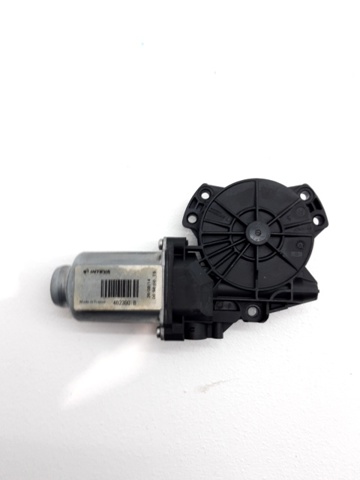 824602S000 Hyundai/Kia