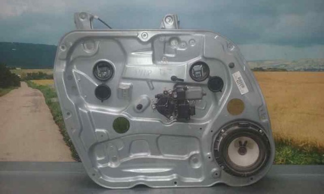 Mechanizm podnoszenia szyby drzwi przednich prawych 824701D220 HYUNDAI