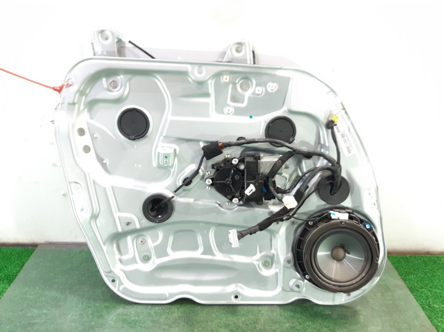 Mechanizm podnoszenia szyby drzwi przednich prawych 824701D220 HYUNDAI