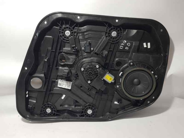 Zamek drzwi przednich prawych 82480D7140 HYUNDAI