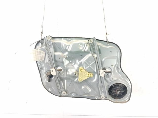 824811H000 Hyundai/Kia