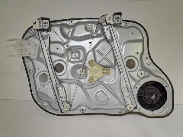 824811H000 Hyundai/Kia
