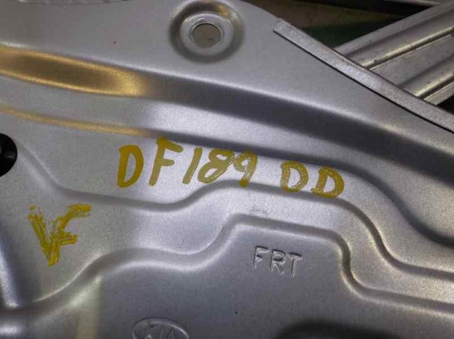 Mechanizm podnoszenia szyby drzwi przednich prawych 824813U000 HYUNDAI