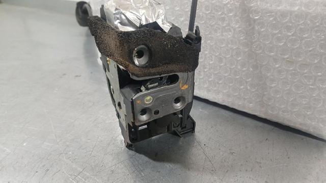 Zamek drzwi tylnych prawych 825000003R RENAULT