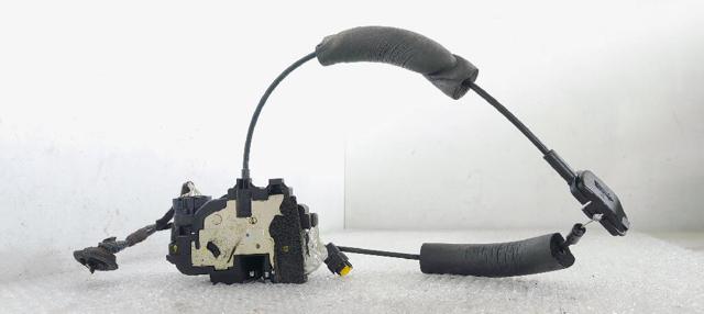 Zamek drzwi tylnych prawych 825000003R RENAULT