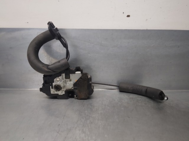 Zamek drzwi tylnych prawych 825000003R RENAULT
