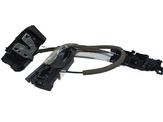 Zamek drzwi tylnych prawych 825004EA2A NISSAN