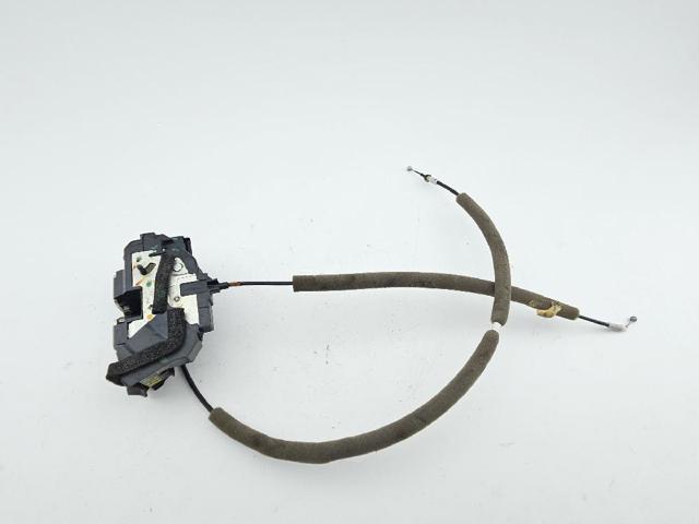 Zamek drzwi tylnych prawych 825004EA2A NISSAN