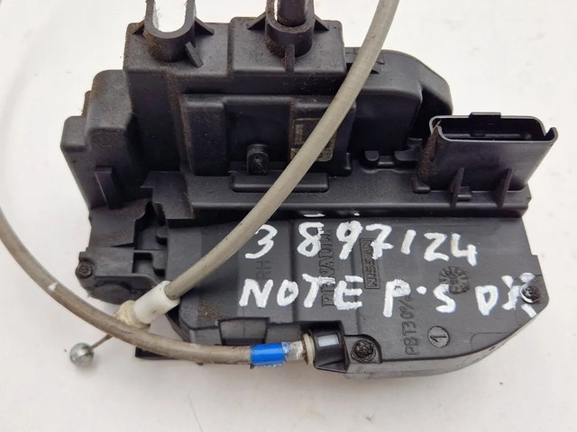 do Nissan Note (E11)