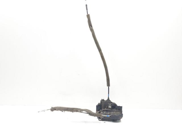 Zamek drzwi tylnych prawych 82500EB305 NISSAN