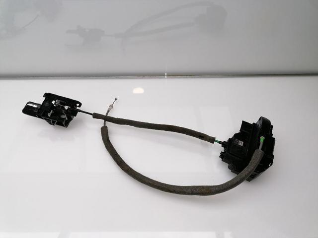 Zamek drzwi tylnych prawych 82500JD900 NISSAN