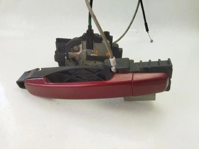 Zamek drzwi tylnych prawych 82500JD900 NISSAN