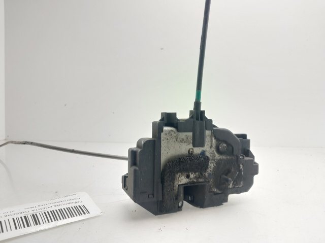 Zamek drzwi tylnych prawych 82500JD90C NISSAN