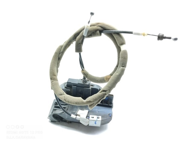 Zamek drzwi tylnych lewych 825014EA2A NISSAN