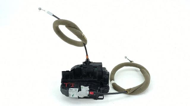 Zamek drzwi tylnych lewych 825014EA2A NISSAN