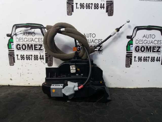 Zamek drzwi tylnych lewych 825014EA2A NISSAN