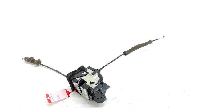 Zamek drzwi tylnych lewych 82501BA60B NISSAN