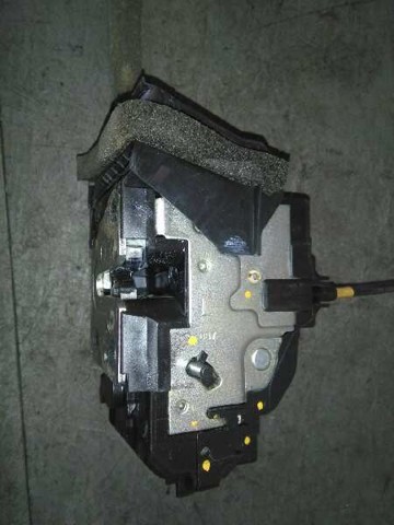 Zamek drzwi tylnych lewych 82501BA60B NISSAN