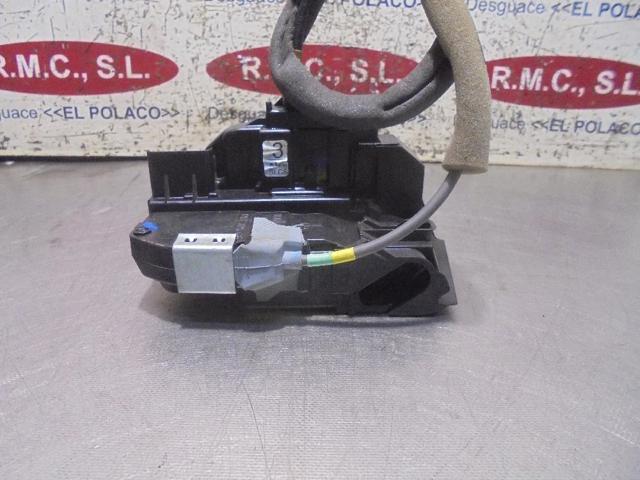 Zamek drzwi tylnych lewych 82501BA60B NISSAN