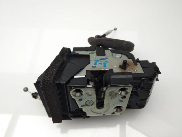 Zamek drzwi tylnych lewych 82501BA60B NISSAN