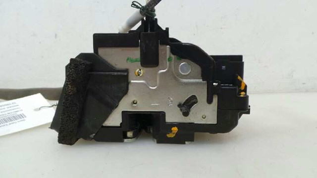 Zamek drzwi tylnych lewych 82501BA60B NISSAN